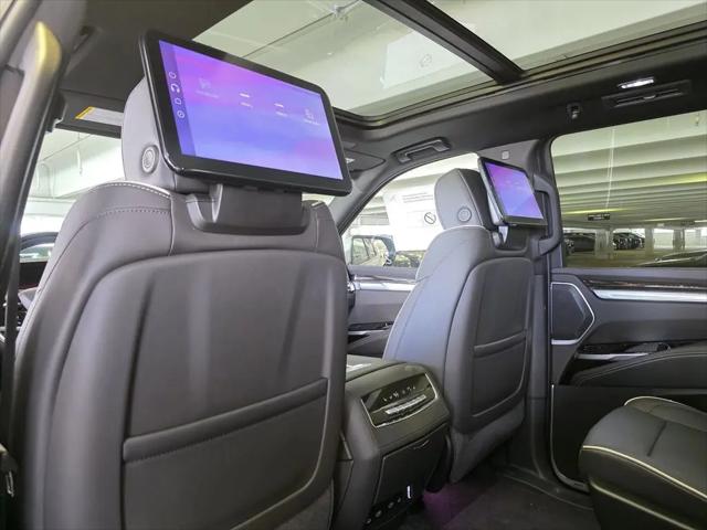 2026 Cadillac Escalade ESV Luxury