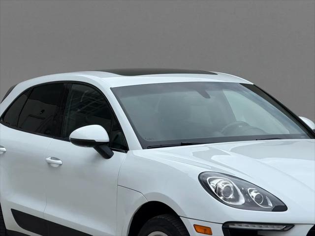 2016 Porsche Macan S