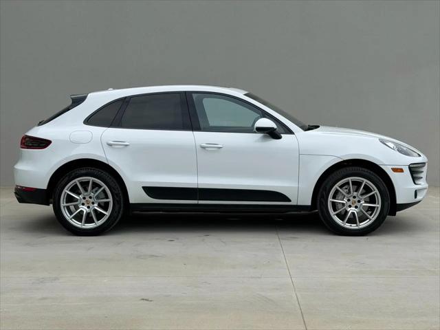 2016 Porsche Macan S