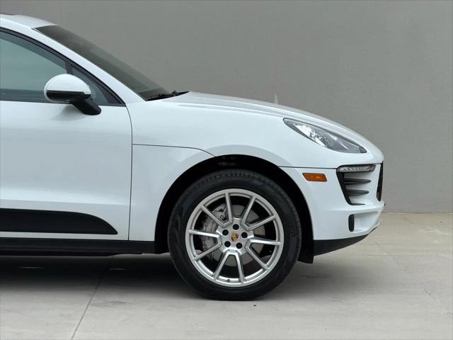 2016 Porsche Macan S