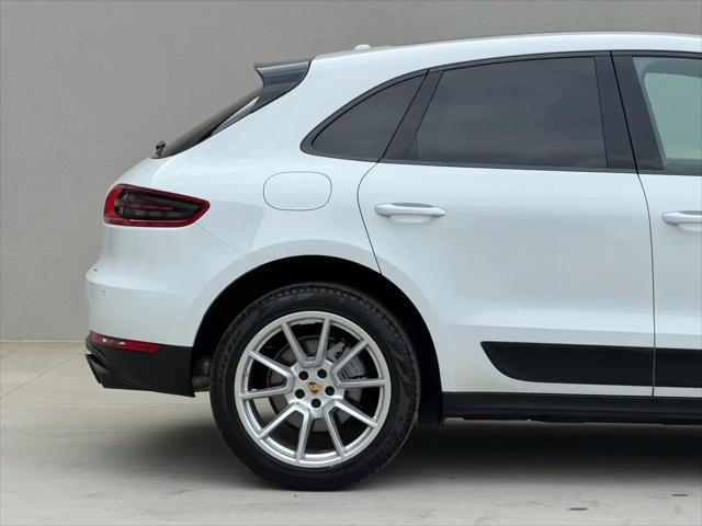 2016 Porsche Macan S