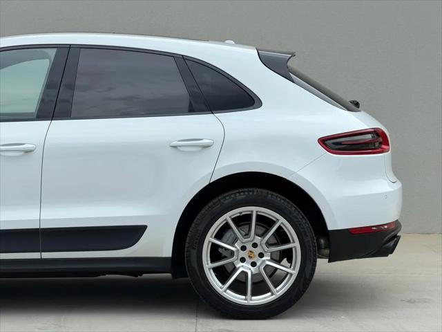 2016 Porsche Macan S