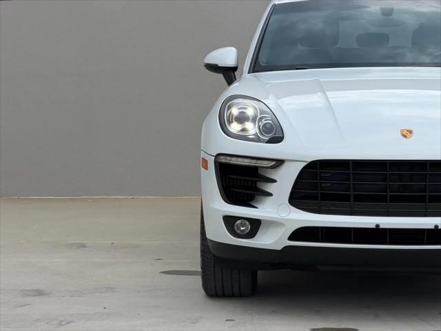 2016 Porsche Macan S