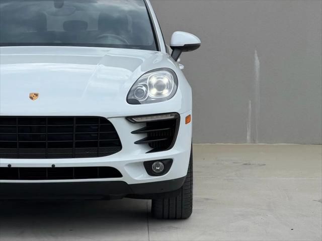 2016 Porsche Macan S