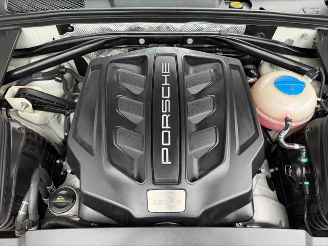 2016 Porsche Macan S