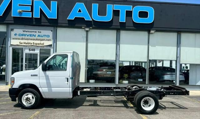 2024 Ford E-350 Cutaway E-350