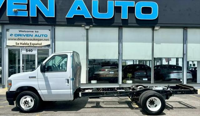 2024 Ford E-350 Cutaway E-350