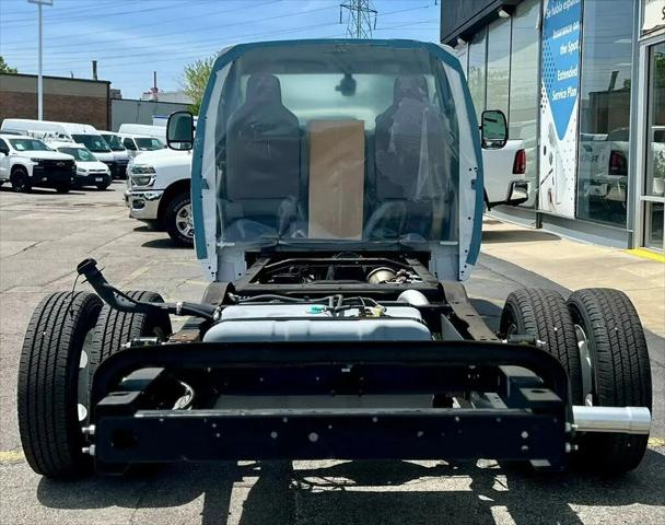 2024 Ford E-350 Cutaway E-350