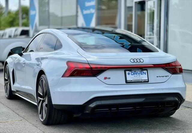 2022 Audi RS e-tron GT quattro