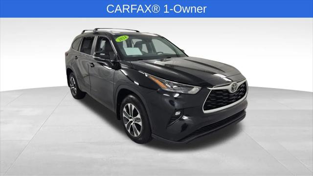 2024 Toyota Highlander XLE for sale in Janesville, WI