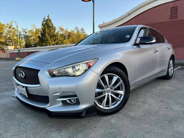 2015 INFINITI Q50 Premium