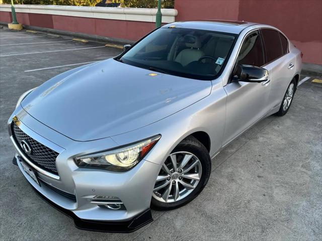 2015 INFINITI Q50 Premium