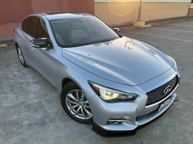 2015 INFINITI Q50 Premium