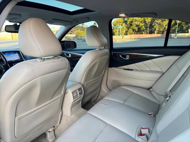 2015 INFINITI Q50 Premium