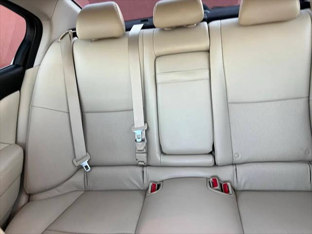 2015 INFINITI Q50 Premium