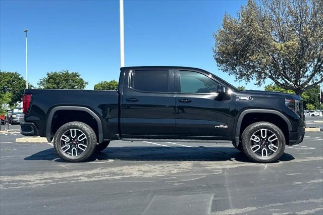 2024 GMC Sierra 1500 4WD Crew Cab Short Box AT4