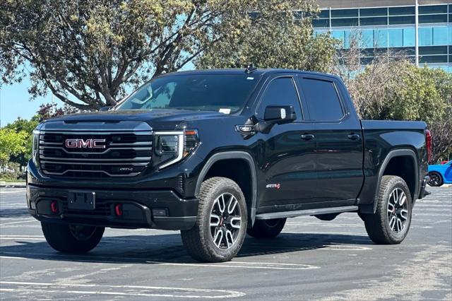 2024 GMC Sierra 1500 4WD Crew Cab Short Box AT4