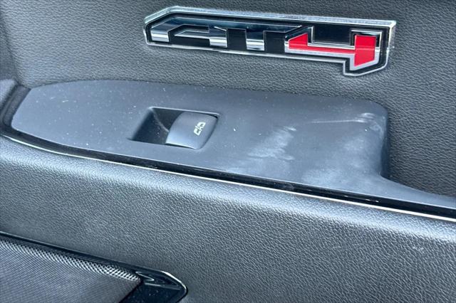 2024 GMC Sierra 1500 4WD Crew Cab Short Box AT4