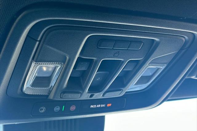 2024 GMC Sierra 1500 4WD Crew Cab Short Box AT4