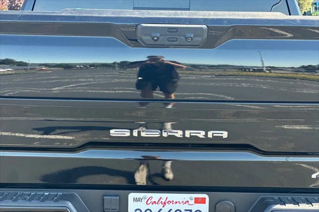 2024 GMC Sierra 1500 4WD Crew Cab Short Box AT4