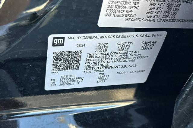2024 GMC Sierra 1500 4WD Crew Cab Short Box AT4