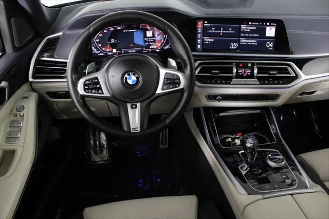 2021 BMW X7 M50i