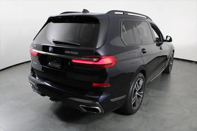 2021 BMW X7 M50i
