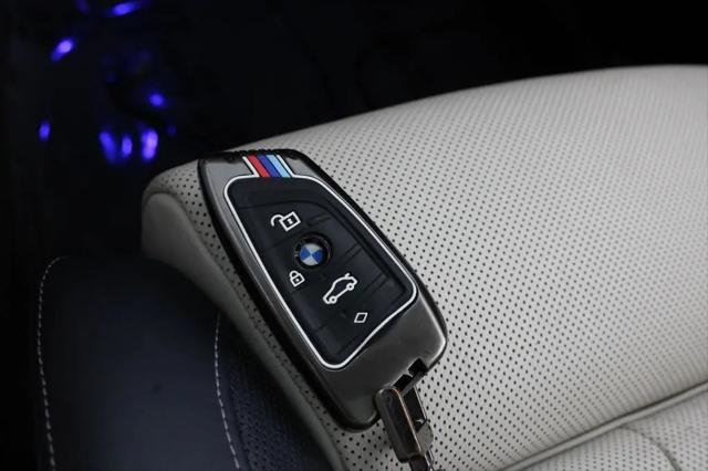 2021 BMW X7 M50i