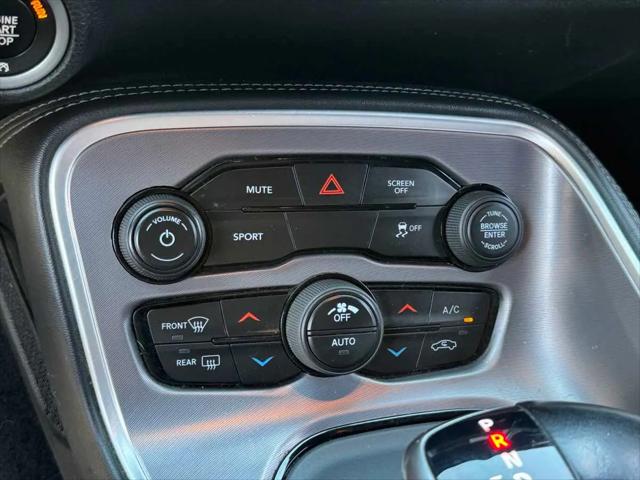 2020 Dodge Challenger SXT
