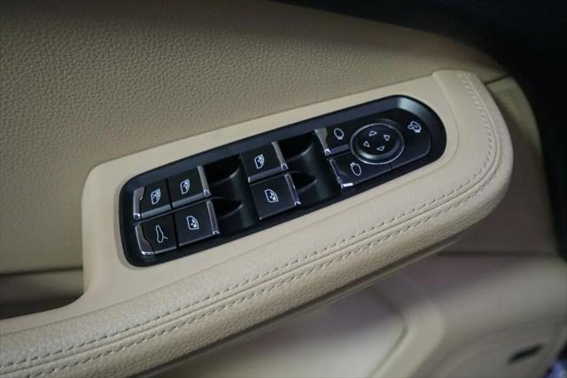 2023 Porsche Macan T