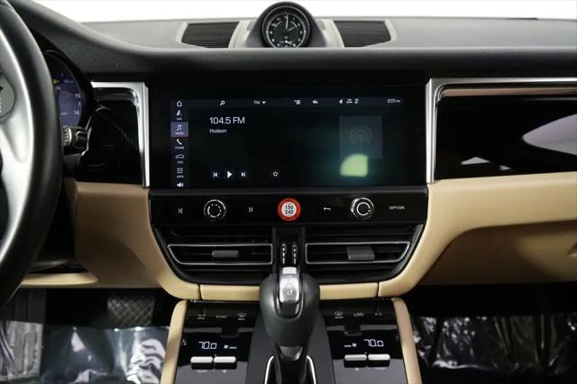 2023 Porsche Macan T