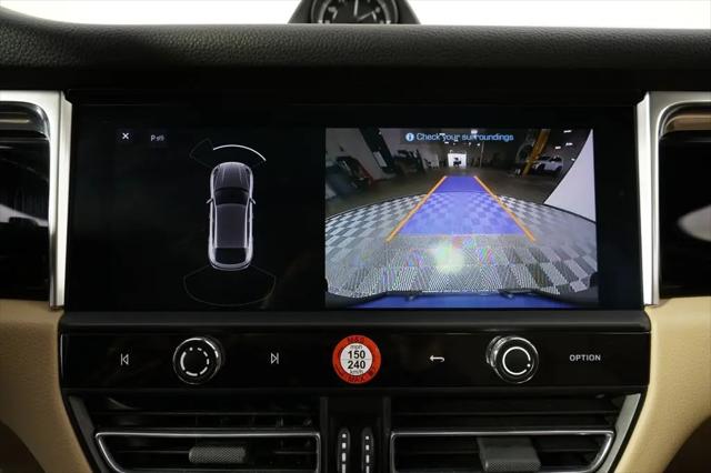 2023 Porsche Macan T