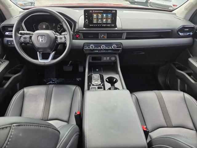 2025 Honda Pilot Touring