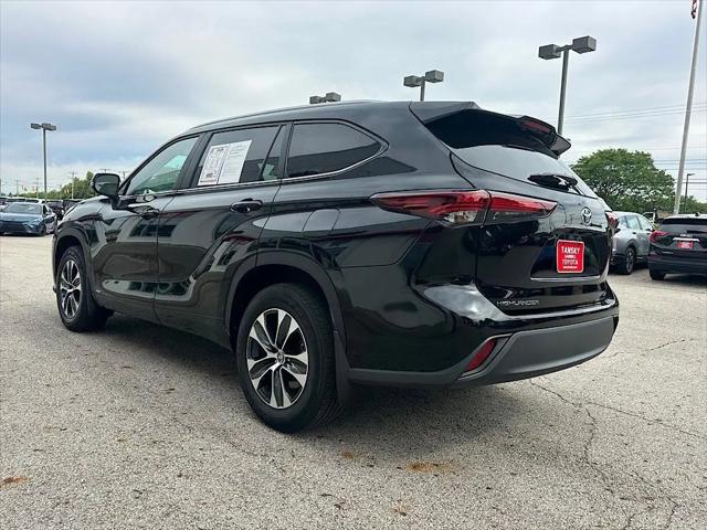 2024 Toyota Highlander Hybrid XLE