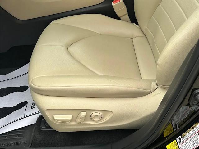 2024 Toyota Highlander Hybrid XLE