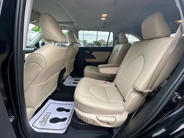 2024 Toyota Highlander Hybrid XLE