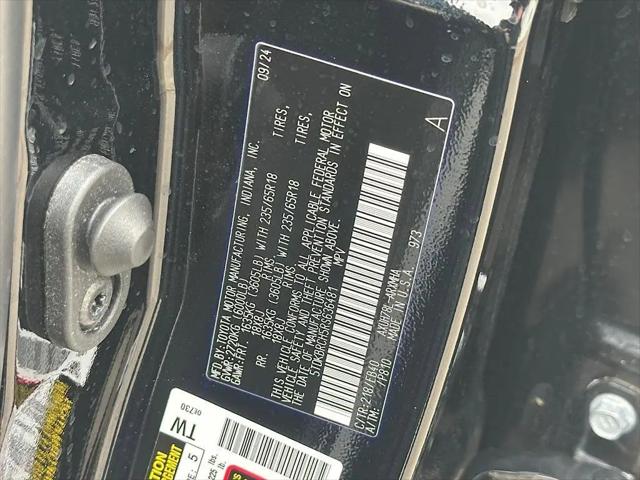 2024 Toyota Highlander Hybrid XLE