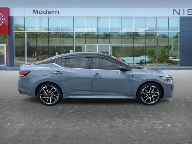 2024 Nissan Sentra SR Xtronic CVT