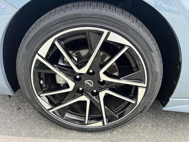 2024 Nissan Sentra SR Xtronic CVT