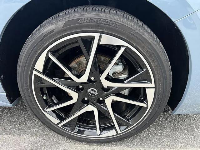 2024 Nissan Sentra SR Xtronic CVT