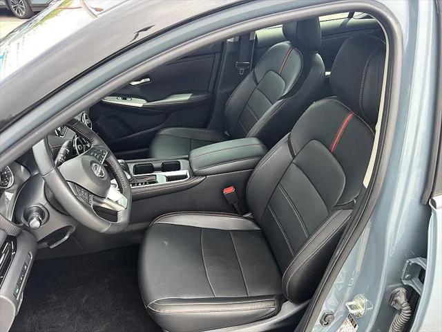 2024 Nissan Sentra SR Xtronic CVT