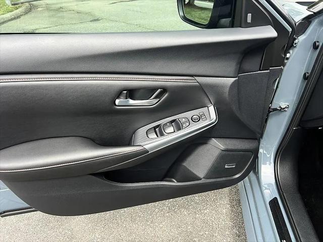 2024 Nissan Sentra SR Xtronic CVT