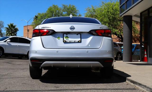 2021 Nissan Versa SV Xtronic CVT