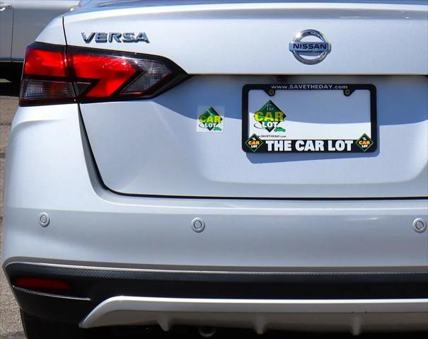 2021 Nissan Versa SV Xtronic CVT