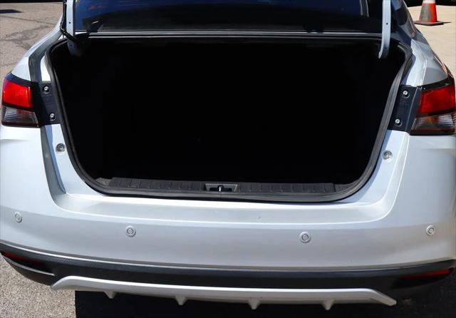 2021 Nissan Versa SV Xtronic CVT