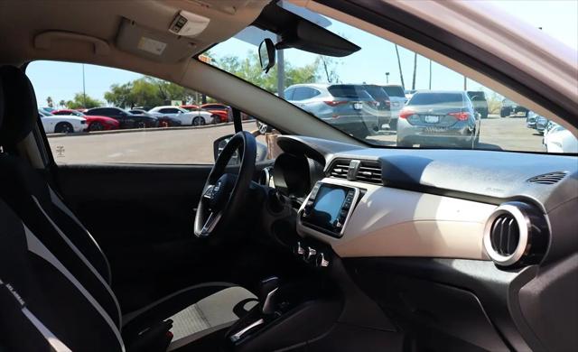 2021 Nissan Versa SV Xtronic CVT