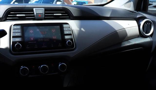2021 Nissan Versa SV Xtronic CVT