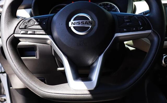 2021 Nissan Versa SV Xtronic CVT