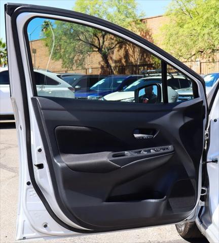 2021 Nissan Versa SV Xtronic CVT