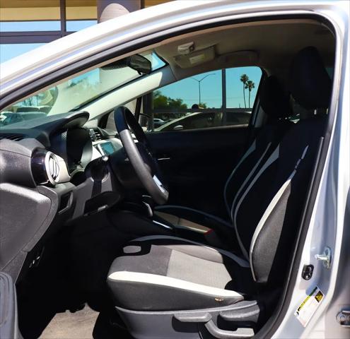 2021 Nissan Versa SV Xtronic CVT